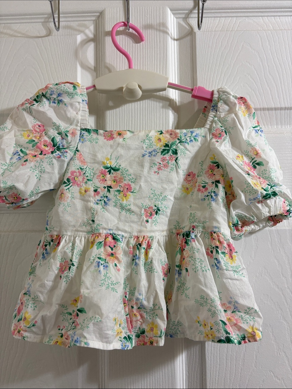 Janie and Jack girls White Floral Puff-Sleeve Peplum Top